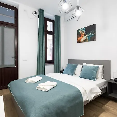 Urban Walls Apartments 5A In Old City Bucharest Exterior photo
