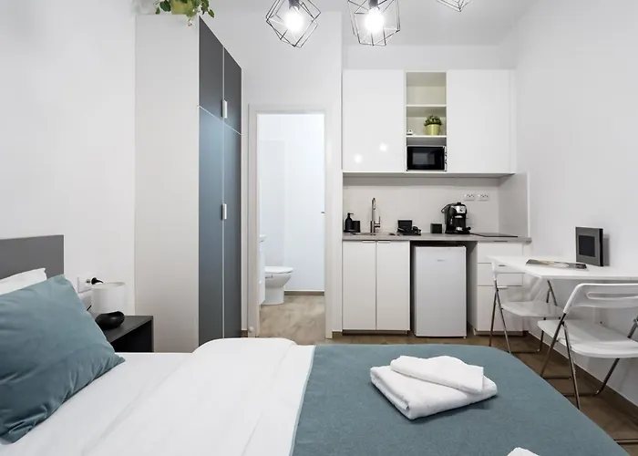 Urban Walls Apartments 5A In Old City